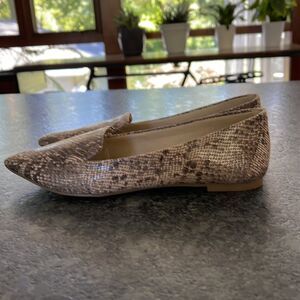 Essex Lane El-Aleanor Tan Multi Fashion Snake Flats super comfy & cute BNIB